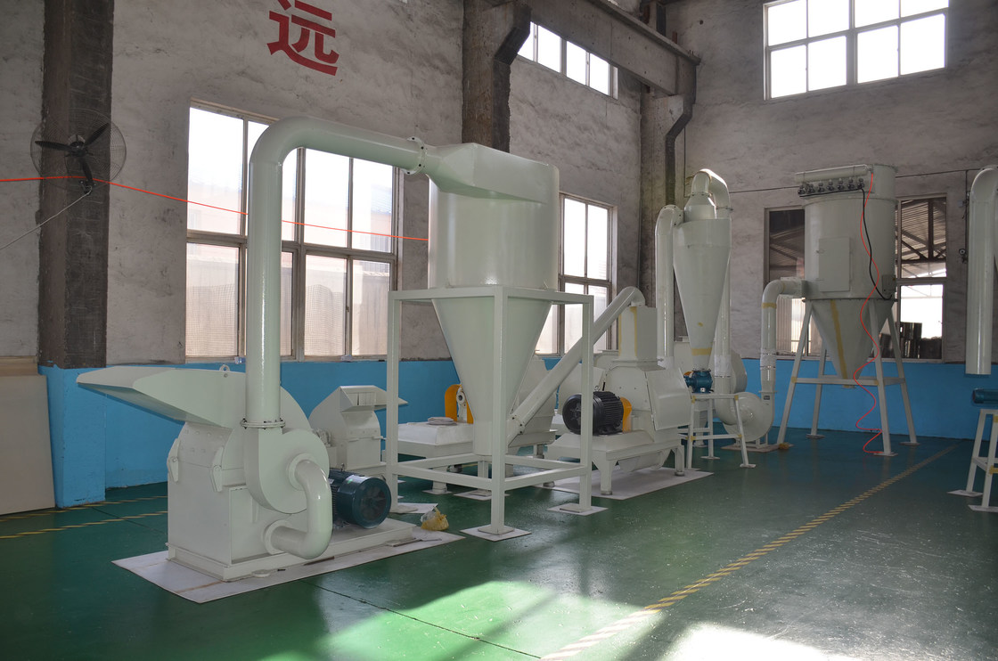 High Efficiency Wood Powder Making Machine For Saw Dust / Rice Chaff Wood Powder Making Machine