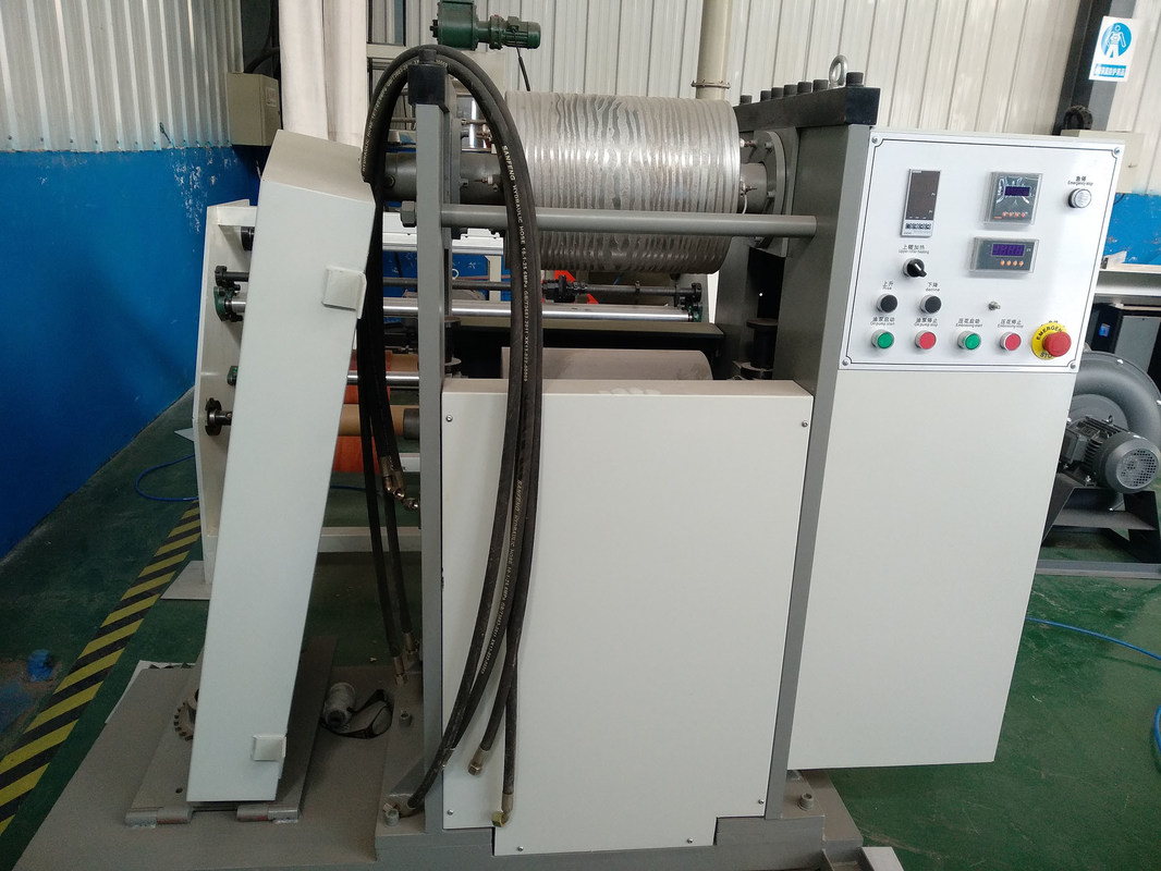 Customized WOOD WPC MDF Embossing Equipment With Electricity Heater WPC