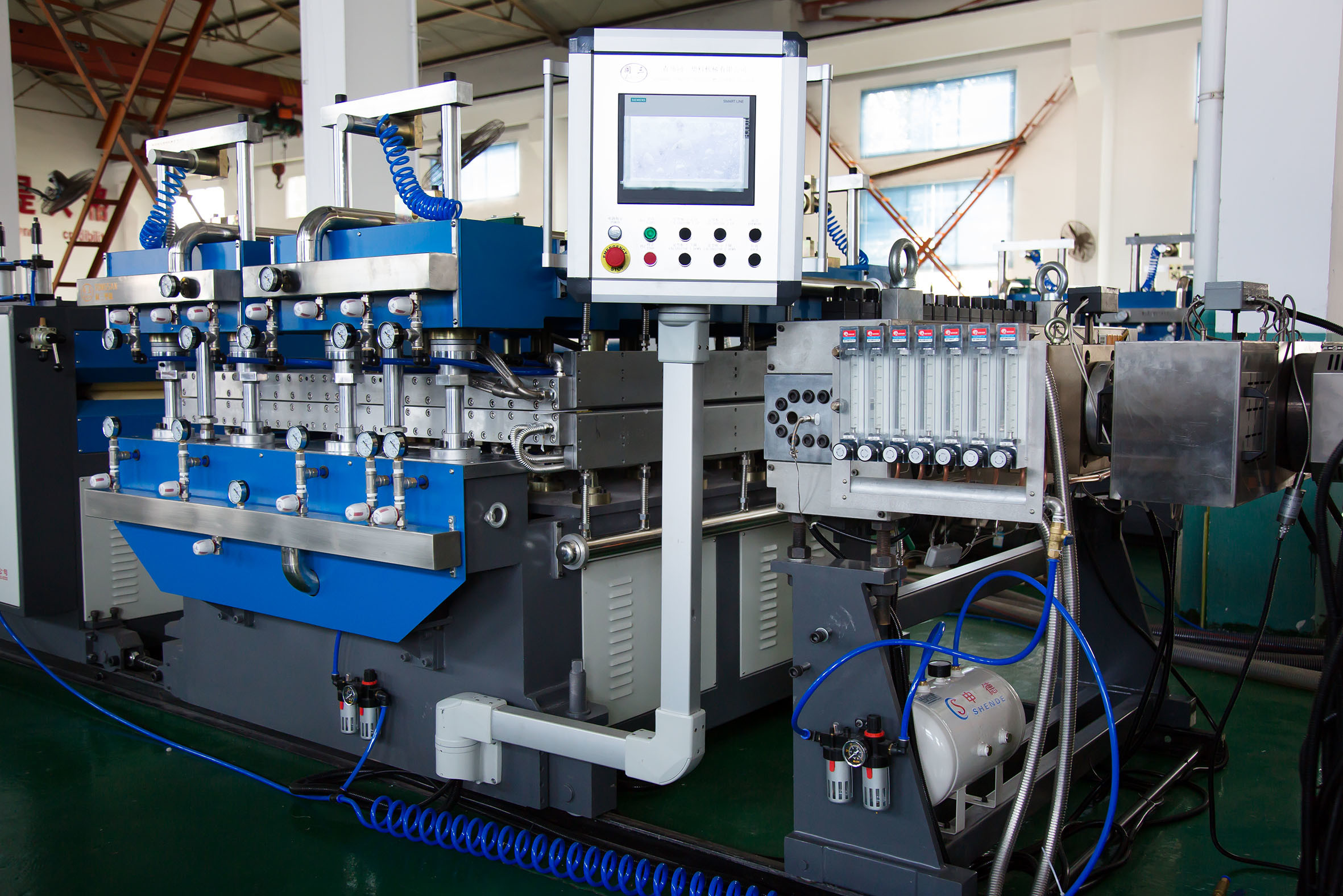 Construction Plastic Sheet Machine Auxiliary Machines For PP Hollow